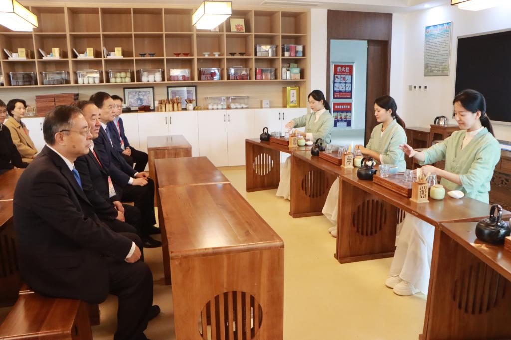 20241106永利官网接受教育部新一轮本科教育教学审核评估 (6).jpg