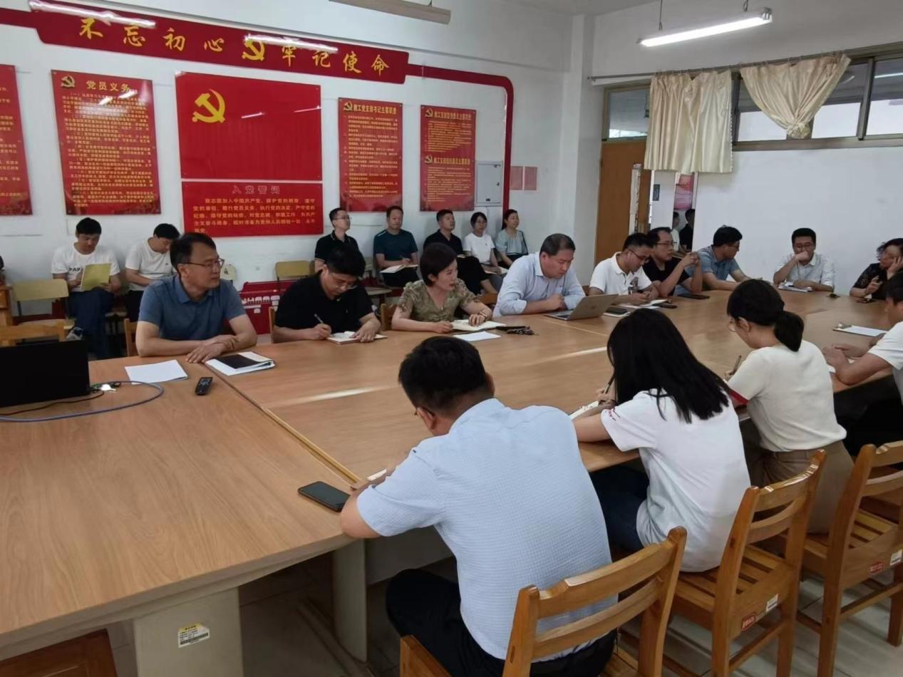 说明: d19999fff6e11ebcbb2902468680c4c 说明: d19999fff6e11ebcbb2902468680c4c