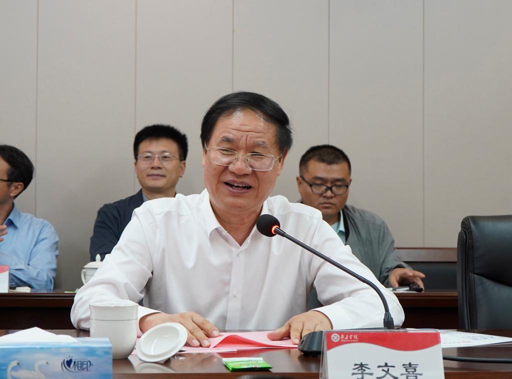 20241015上海工程技术大学永利总站ylzz55战略合作签约仪式3.JPG